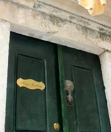 Ostello Kingslanding Old Town