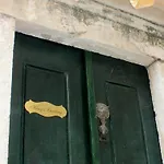 Hostel Kingslanding Old Town